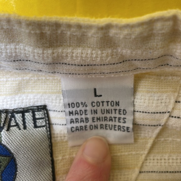 In Private cream/black striped button down short sleeve shirt. Size Large - Picture 5 of 6